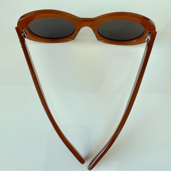 NEW!!! Celine Triomphe CL40194U 45A sunglasses Authentic Retail 580$ - Picture 7 of 7